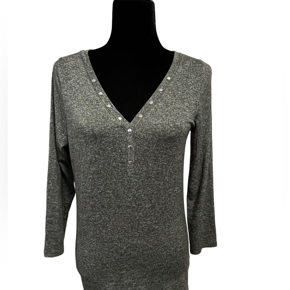 Ricki's Studded Top Small